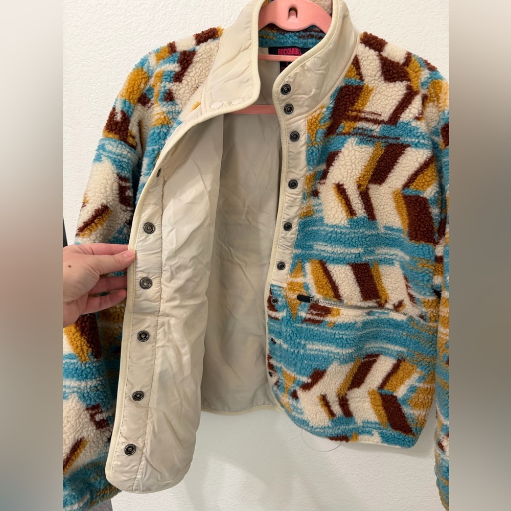 Multicolor Geometric Pattern Sherpa Jacket - image 3
